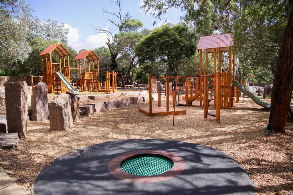 How to Create a Playground That Suits Its Surroundings