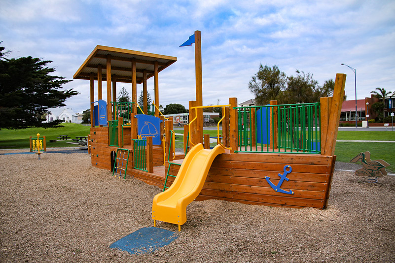 Timber Playground 